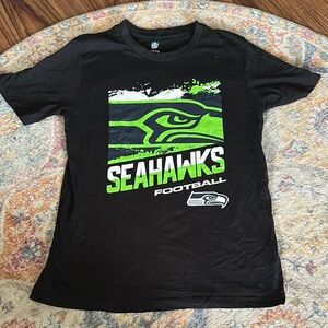 NFL Seattle Seahawks Black T-Shirt! Brand new!! Size L!